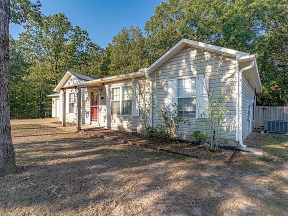 4th image of 808 County Road 460