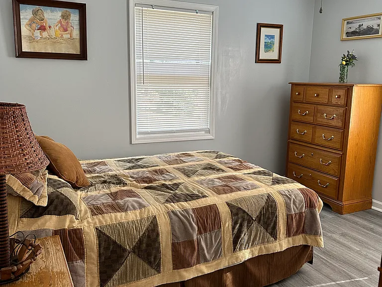 501 Oak Grove Rd — Photo 17