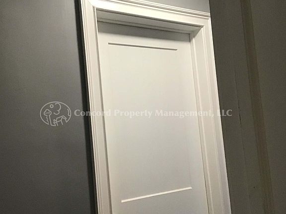 2nd image of 2934 Yorkway #1