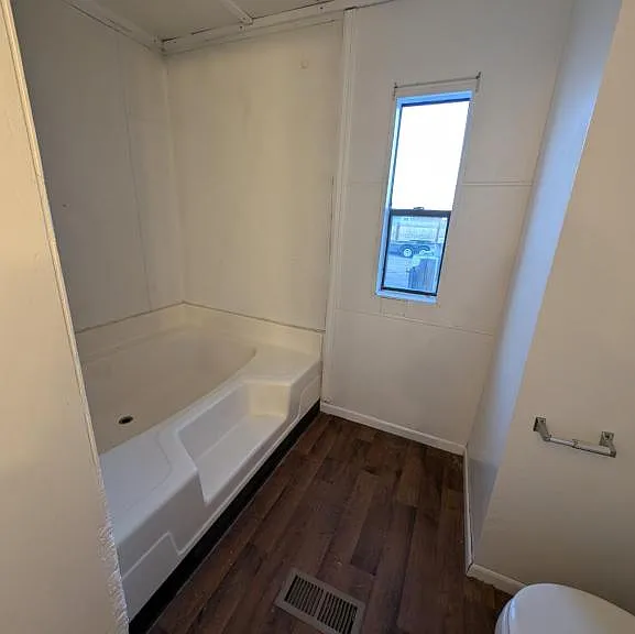 720 Hamilton St — Photo 4
