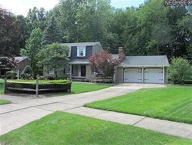 1st image of 4009 Carlton Dr NW