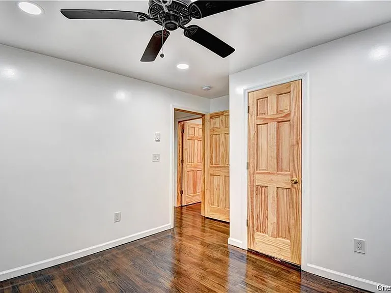 19 Lake Ave — Photo 14