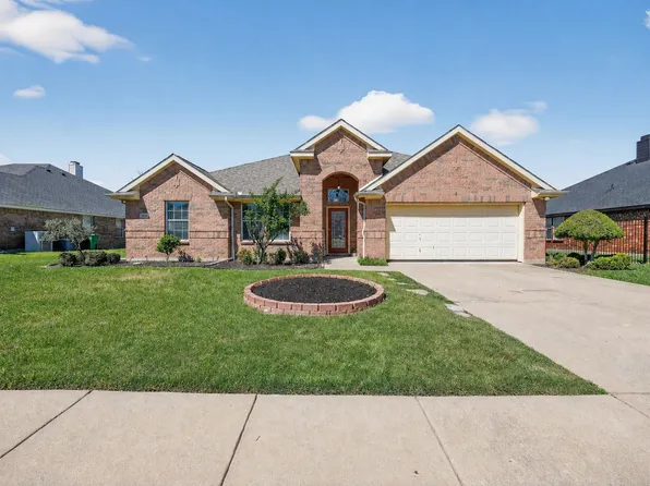 1006 Diane St, Aubrey, TX 76227