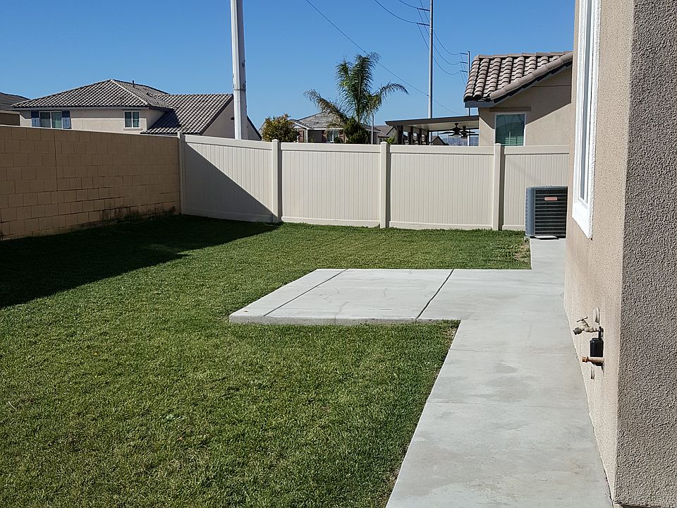 1st image of 14775 Ella Dr