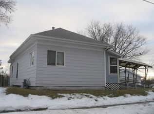 624 W 2nd St S, Newton, IA 50208