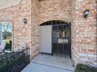 11926 W Mill Rd APT 22, Milwaukee, WI