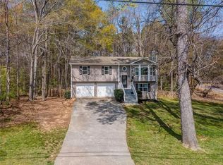 2005 Primrose Ln, Loganville, GA 30052