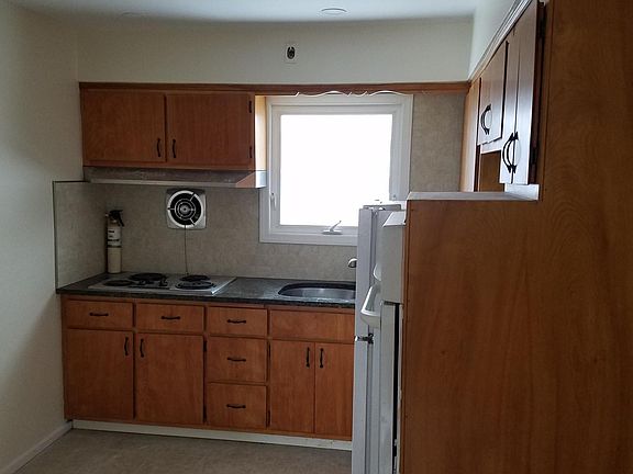 3rd image of 481A Broadway