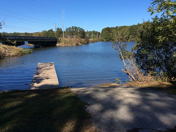 4th image of 114 Lake Forest Dr