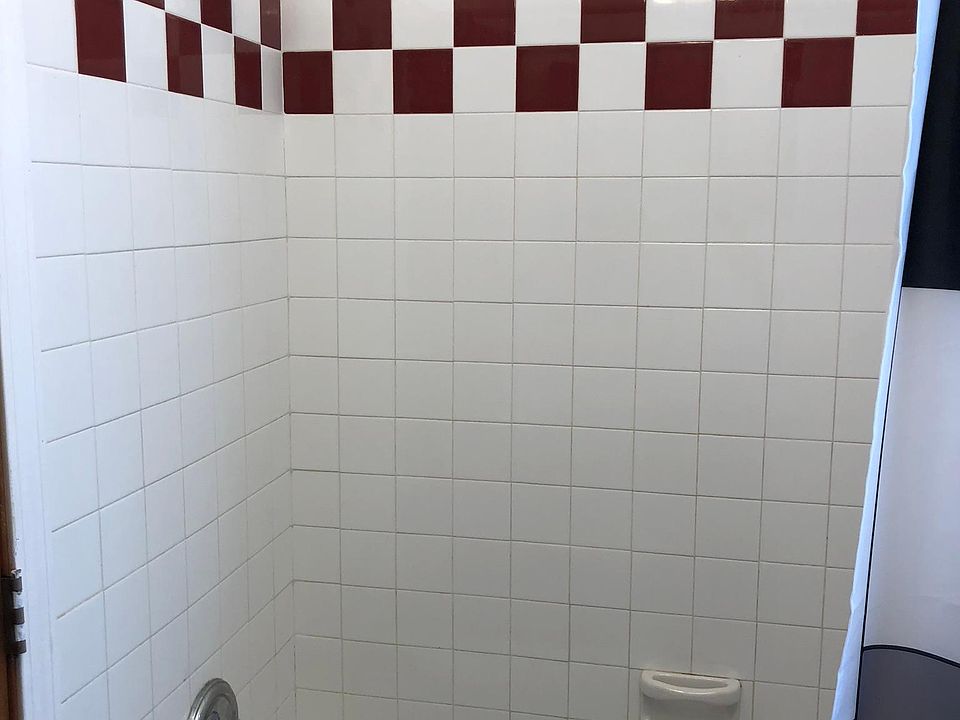 1st image of 818 N Leamington Ave #2