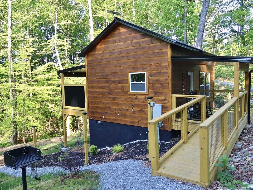 1st image of 3310 Whaley Rd #4