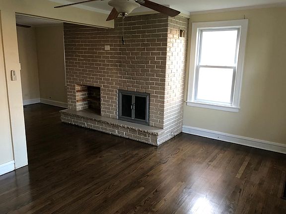3rd image of 9536 S Campbell Ave