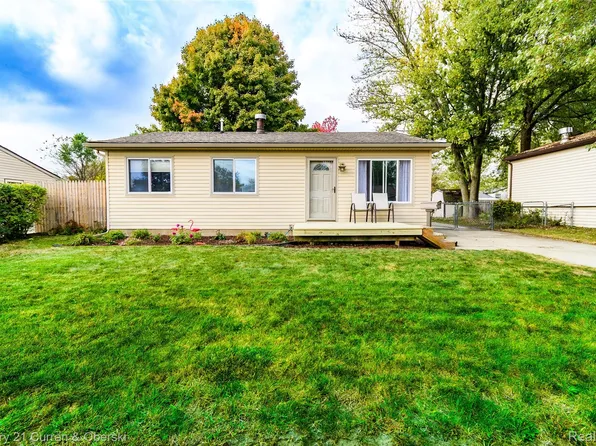 28552 Halecreek St, Romulus, MI 48174