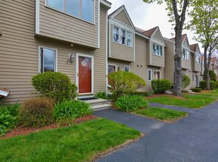 2 Hunters Run Pl, Haverhill, MA 01832