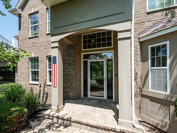 4th image of 2284 Clearbrook Ct