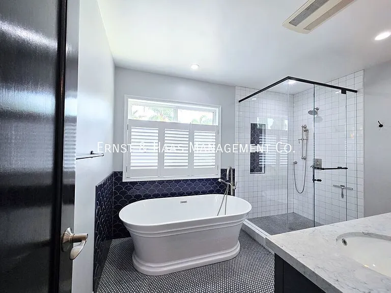 129 Orange Ave — Photo 31