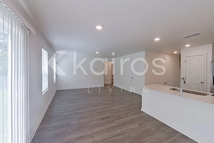 152 George Oxford Dr — Photo 6