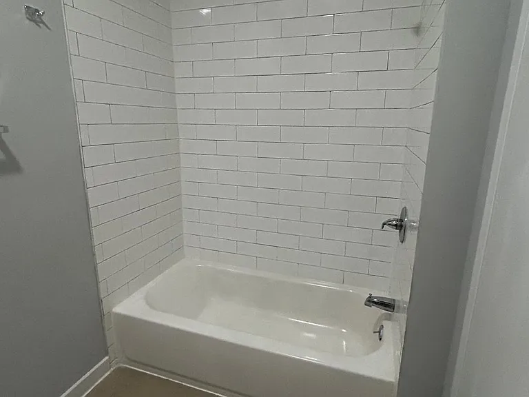 144 Hamilton Ave — Photo 6