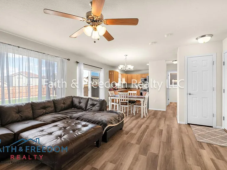 6447 Passing Sky Dr — Photo 5