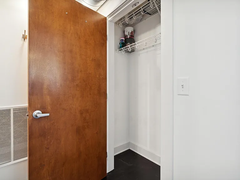 600 Broadway Ave NW #621 — Photo 12