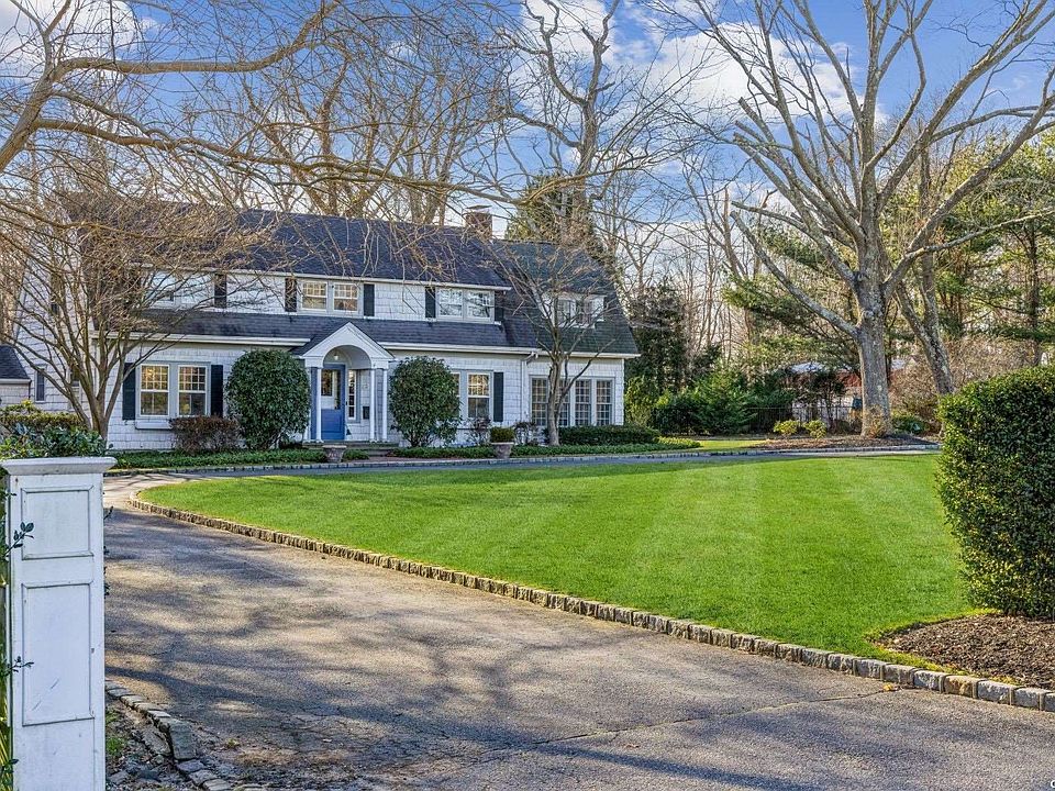232 S Country Road, East Patchogue, NY 11772 Zillow