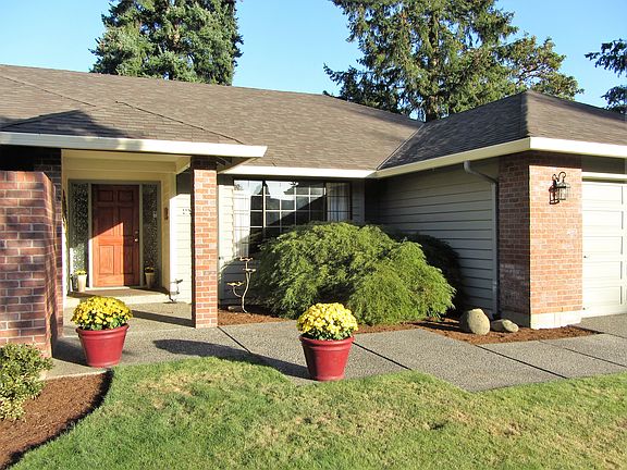 2nd image of 2507 SE 152nd Ave