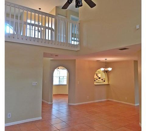 5th image of 11419 Lakeview Dr #4-D