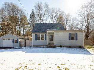 37 Red Oaks Mill Rd, Poughkeepsie, NY 12603