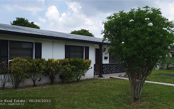 4th image of 2770 NW 208th Ter