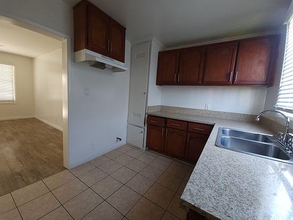 5th image of 2715 San Marino St APT 5A