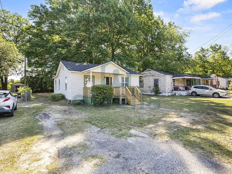 237 Woodlawn Ave — Photo 19