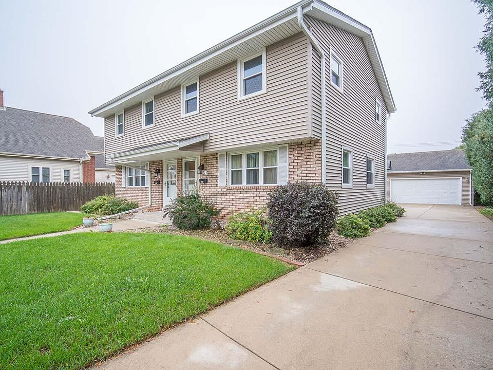 1st image of 9221 W Morgan Ave #9223