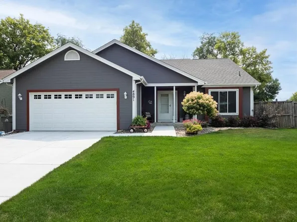 4891 S Park Dr, Savage, MN 55378
