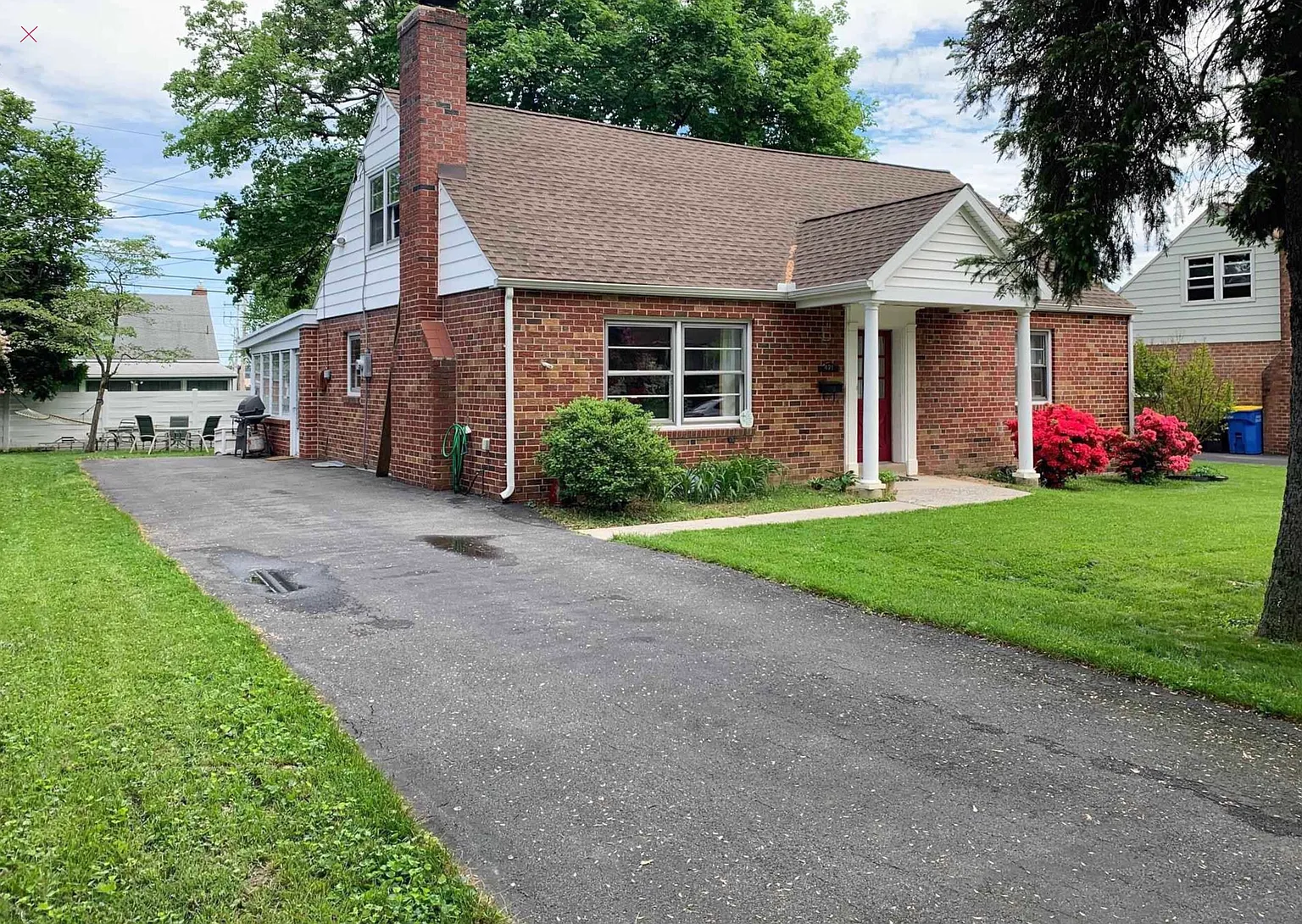 421 Appletree Rd photo 1