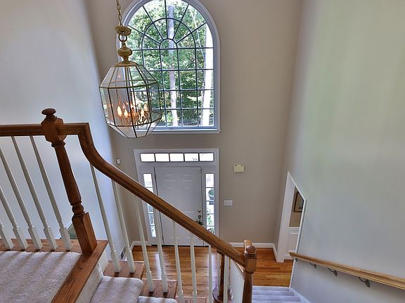 4th image of 520 Stablegate Dr