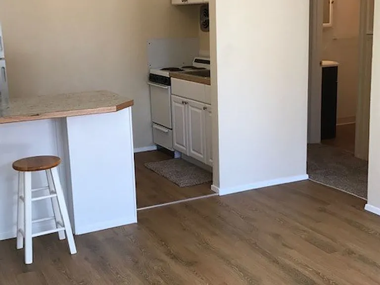 Cornerstone Apartments in Ballard — Photo 45