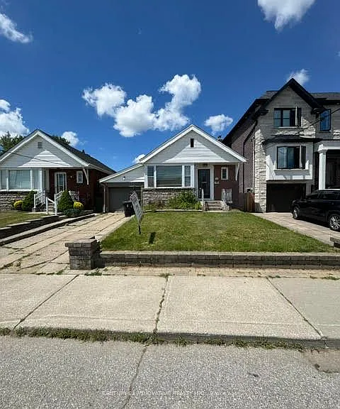 10 Memorial Park Ave — Photo 2