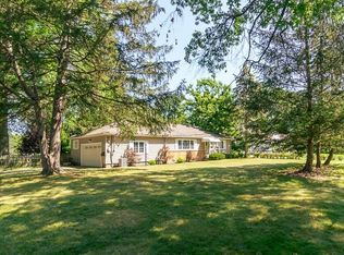 20790 Mastick Rd, Fairview Park, OH 44126