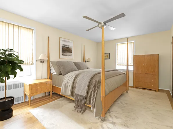 79-10 34th Avenue image 11 of 17