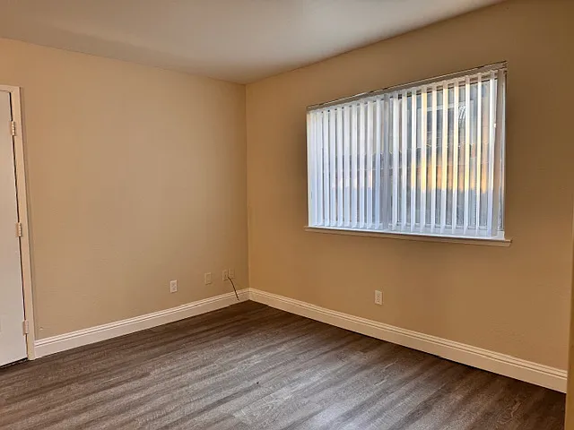 428 Elliot St #8 — Photo 21