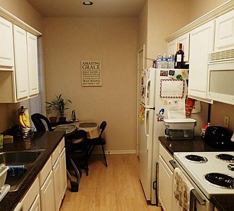 5th image of 2255 Braeswood Park Dr APT 318