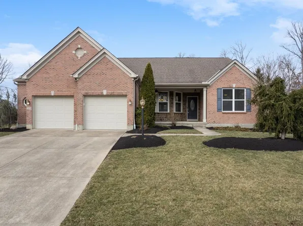 1114 Sparrowwood Blvd, Batavia, OH 45103