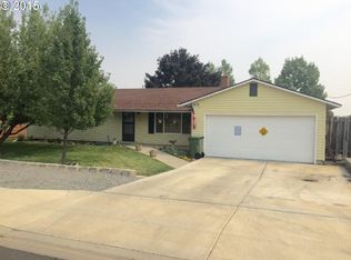 403 S 12th St, La Grande, OR 97850