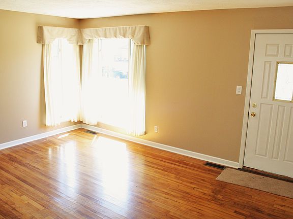 2nd image of 1175 Judith St