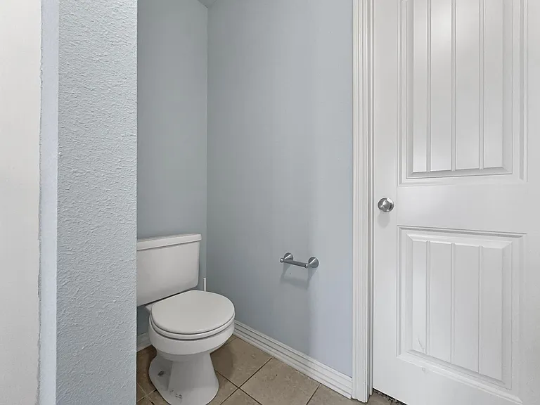 2060 Kalei Ln — Photo 31