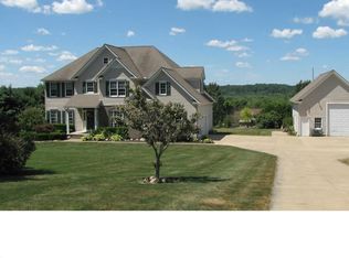 2603 Hidden Spring Ln, Wadsworth, OH 44281