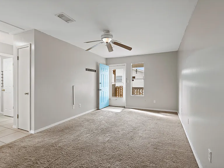 1301 Redwood Ln #A — Photo 5