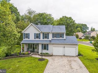 25 Angela Ave, Morrisville, PA 19067