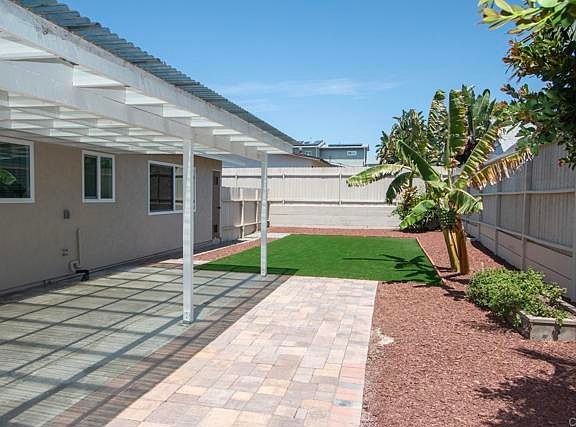 5th image of 1135 Gardena Rd