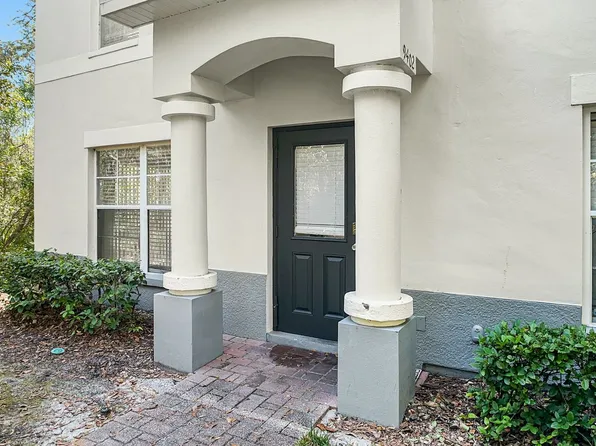 9402 Charlesberg Dr, Tampa, FL 33635